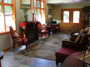 Pearson's Pond Luxury Inn & Spa