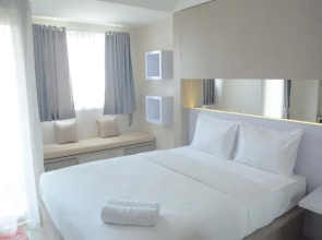 Enjoy Studio Room the Oasis Apartment at Lippo Cikarang
