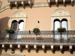 Cento Tarì Guest House