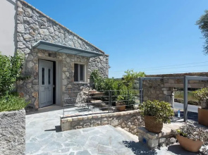 Iliopetra House 1 - Corfu Poolside Retreat