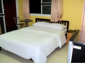 Aroonsiri Place Apartment