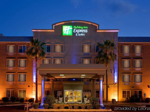 Holiday Inn Express Hotel & Suites PEORIA NORTH - GLENDALE by IHG