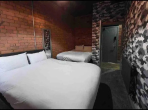 Casa Nomade Penthouse Slps 20 People Mcr Centre