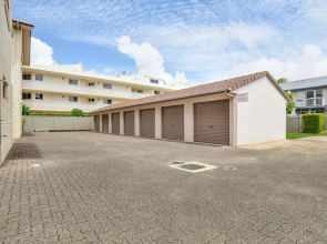 Coral Breeze Bradman Avenue Maroochydore