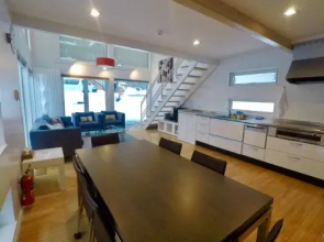 Hirafu House 7