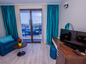 Smartline Meridian Hotel