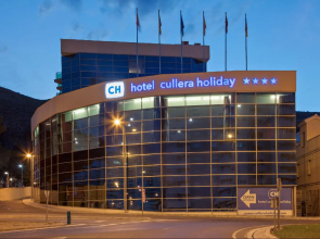 Cullera Holiday Hotel