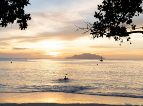 Coral Strand Smart Choice Hotel