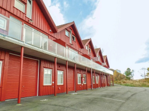 Awesome Apartment in Lindesnes With 3 Bedrooms