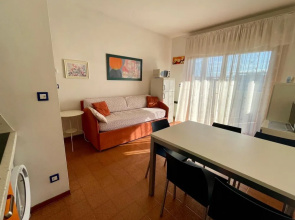 Flat With Partial sea View