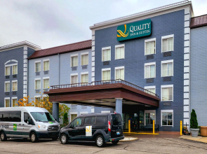 Quality Inn & Suites CVG Airport