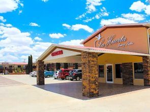 La Huerta Inn & Suites