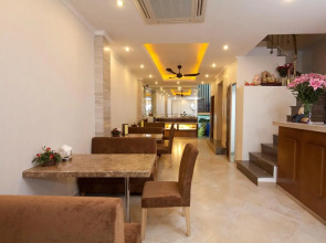Rising Dragon Villa Hotel