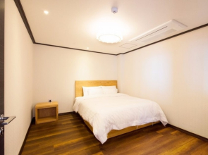 Busan Sseonaenmun Private Pool Villa