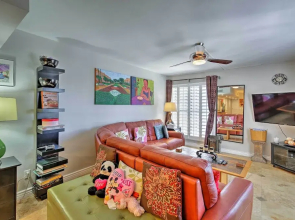 Condo w/ Pool Access <1 Mi to Biltmore Golf Club!