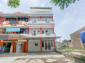 OYO 90180 Ava Guesthouse