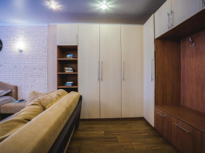 Атлант на Фридриха Энгельса