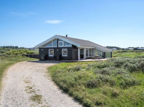 "Hermund" - 110m from the sea in NW Jutland