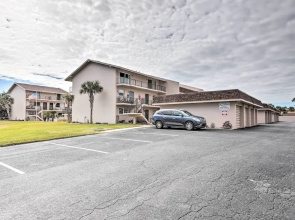Ponce Inlet Condo w/ Beach & Pool Access!