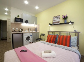 Диван и Чемодан на ул. Серафимовича, 1/4