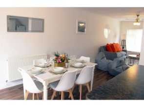 The Homecations - Cloud by MT Property