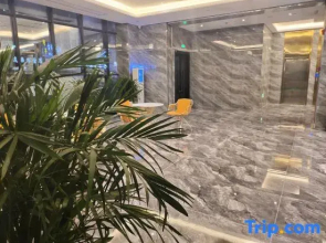 XinYue international Hotel PingJiang branch