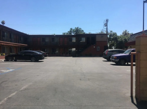 Heritage Inn