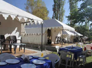 Royal Deluxe Camp