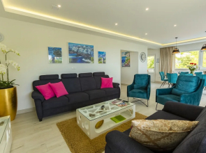 Villa Romance
