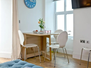 6 At The Beach, Torcross