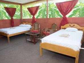 Maniti Expeditions Eco-Lodge