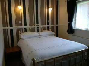 Hunters Lodge Motel