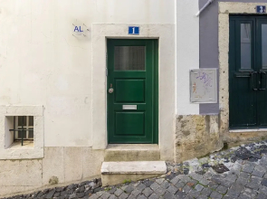 Central Alfama Hideaway Perfect To Explore Lisbon