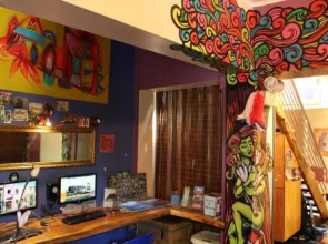 Princesa Insolente Hostel