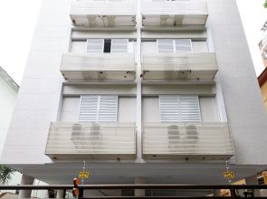 Moderno Quarto & Sala Em Copacabana | Mfb 76/203