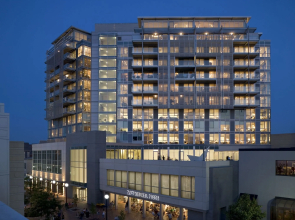 hotelVetro Iowa City, Tapestry Collection by Hilton