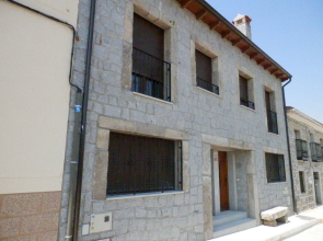Fantastic Holiday Home in Avila with Hot Tub