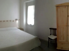 Josso House