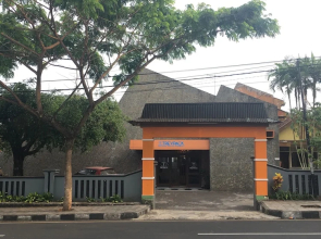 Hotel Budi Famili 2 by OYO Rooms