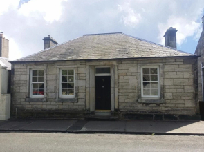 Clara Lodge Guesthouse