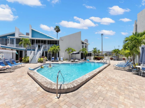 Madeira Beach Yacht Club 261F by Distinctive Beach Rentals