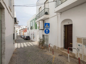 A37 - Casa Alferes in Downtown Lagos