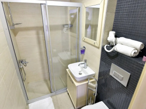 Sunlife Hotel Old City