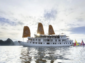 Hera Grand Luxury Cruises Halong