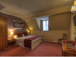 Cocked Hat by Good Night Inns