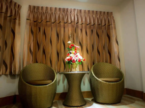 Collection O JA Siam City