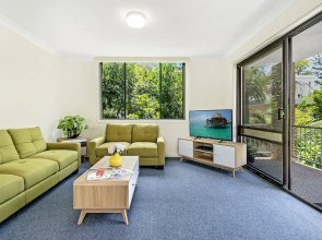 Beachside Unit Near Convention Centre