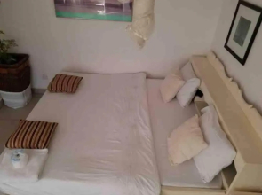 Beautiful 3-bed 2 Bath House at Spur Road Freetown