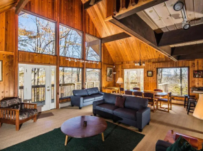 Mountainside Lodge