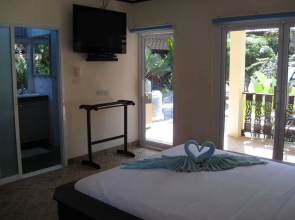 Coconut Laguna Villas